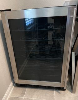 Magic Chef  MCWC50DST