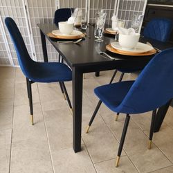 Dining Room Set, table and chairs.