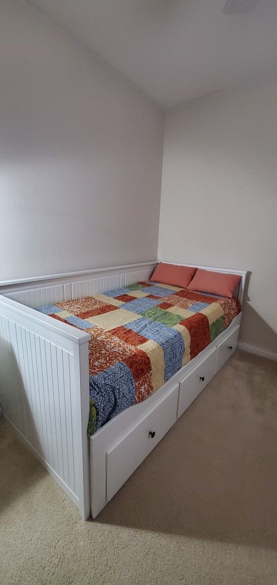 Daybed