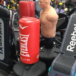 Wavemaster And Bob Heavy bag w/waterfall Bases