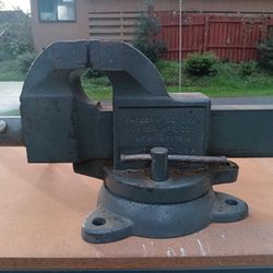 Parker Vise 