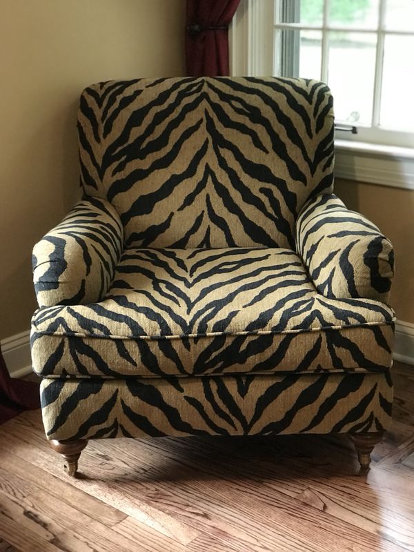 Tiger Print Accent Sofa Chair for Sale in Indianapolis, IN OfferUp