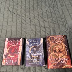 Crescent City series