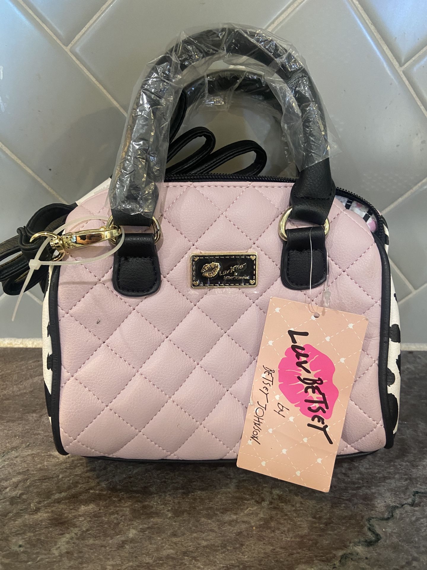 BETSY JOHNSON SMALL CROSSBODY PURSE-teens