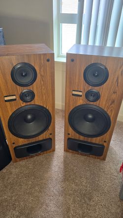 PIONEER SPEAKERS