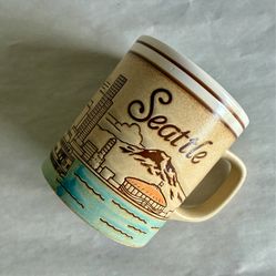 Vintage 10-oz Embossed Seattle Skyline Souvenir Mug