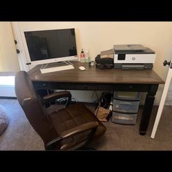 Desk &’nd chair