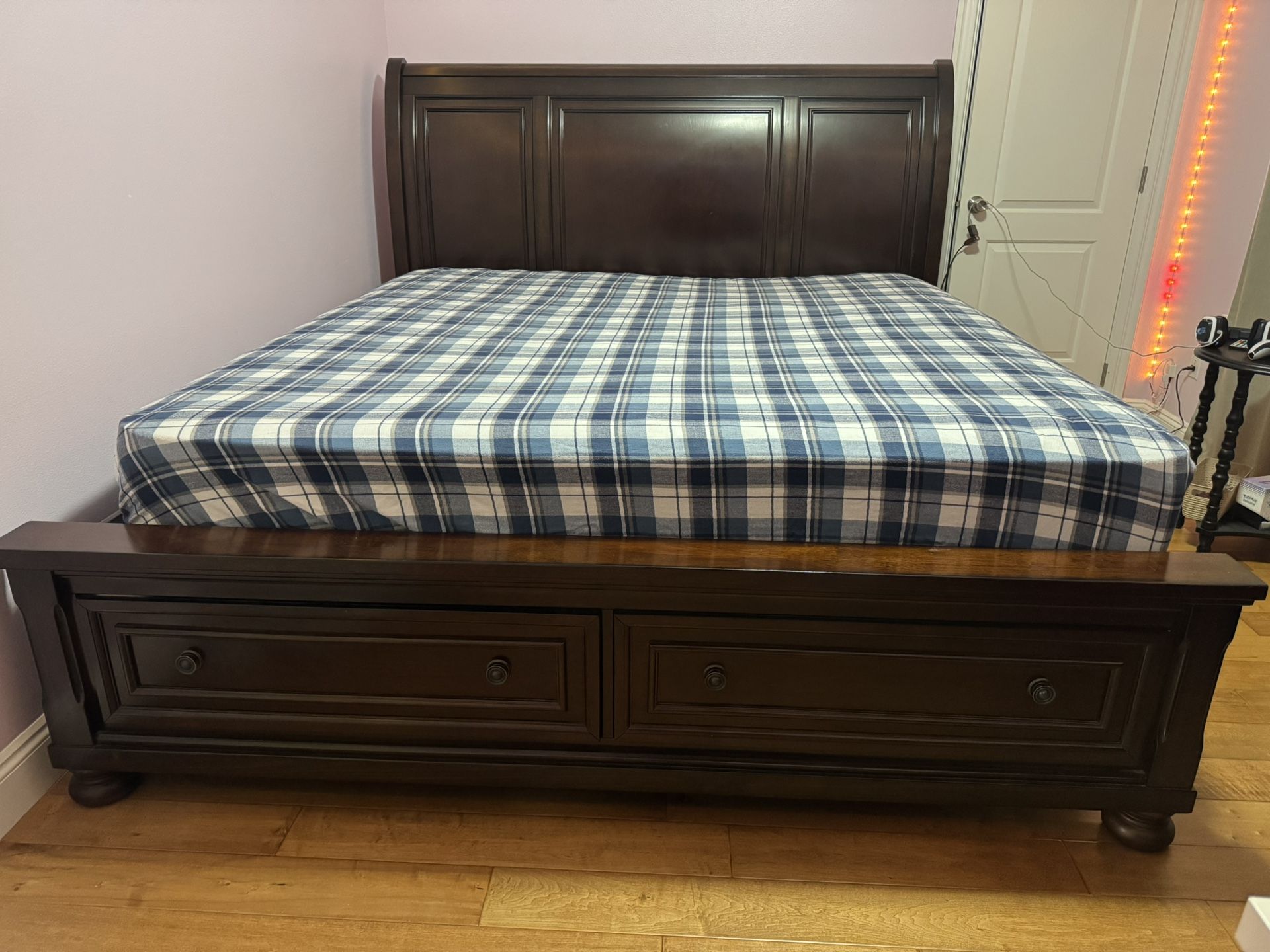 King size Bed Frame