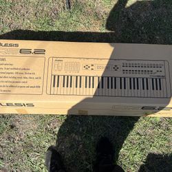 Alesis Q56.2 Keyboard Piano 
