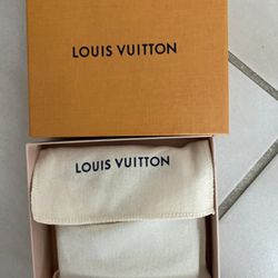 Louis Vuitton Wallet 