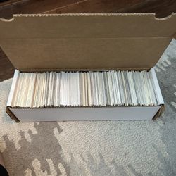 Box of 650 Basketball And Baseball Cards