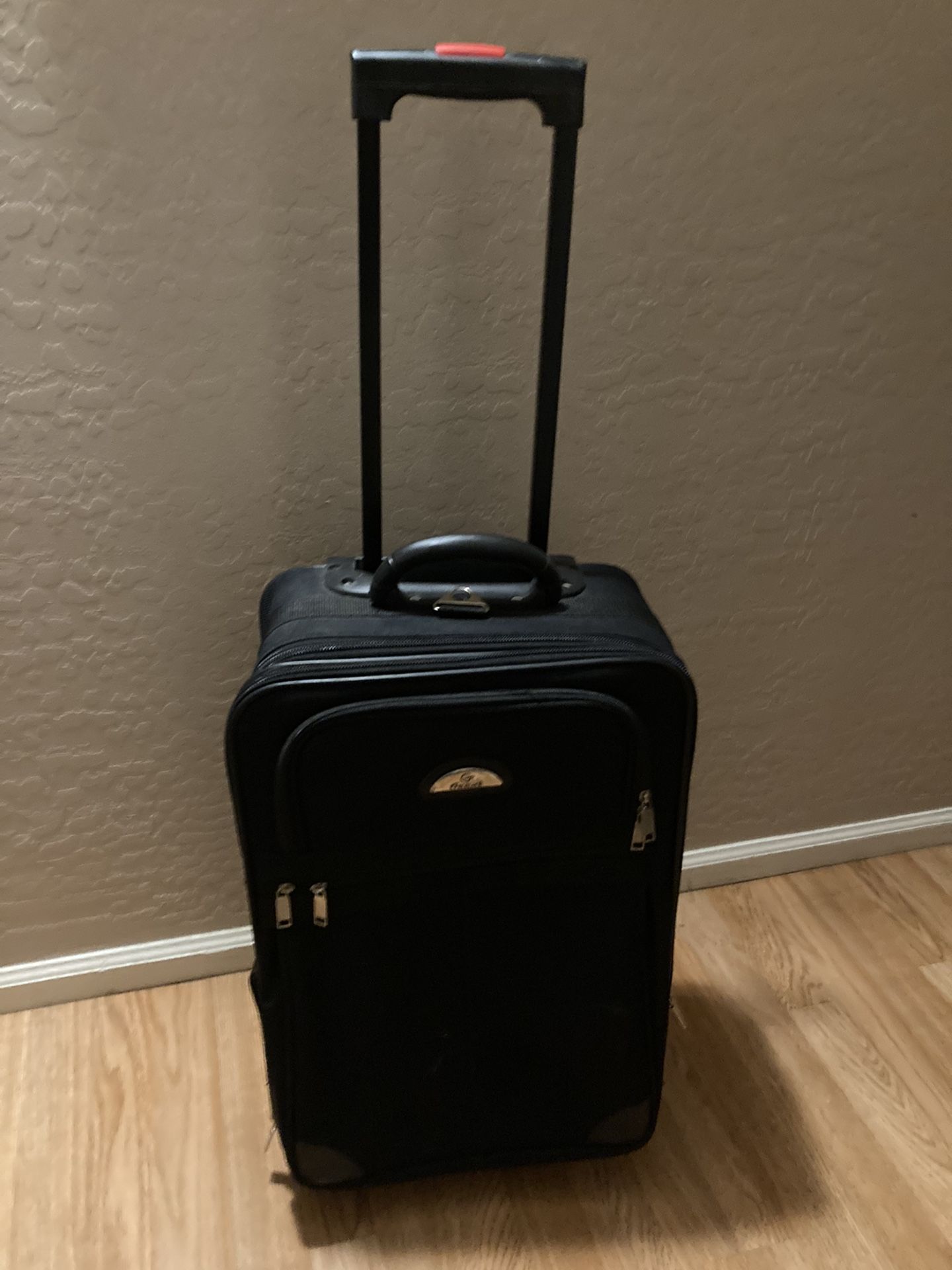 Rolling Spinner Suitcase 