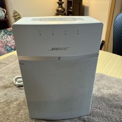 Bose  SoundTouch 10 Wireless Music System - White. 