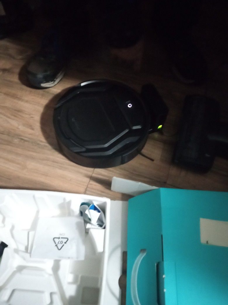 Lefant Robot Vacuum 