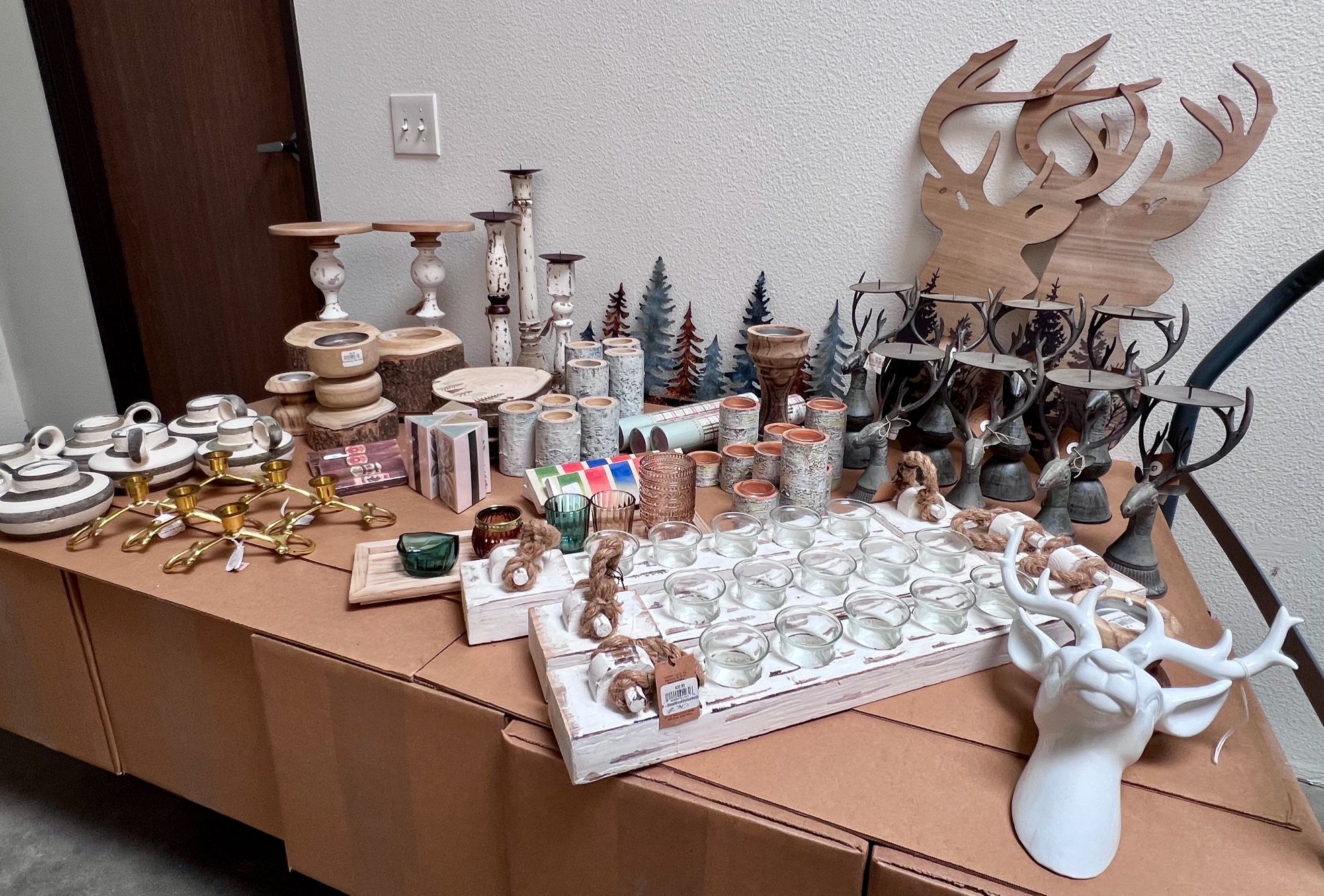 Large Lot of Rustic Woodland Decor and Candle Holders/Accessories