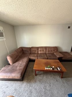 Sectional for sale! If the post is still up it’s still available