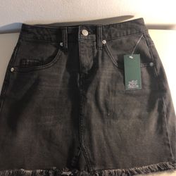 Women Size 0 Black Jean Skirt