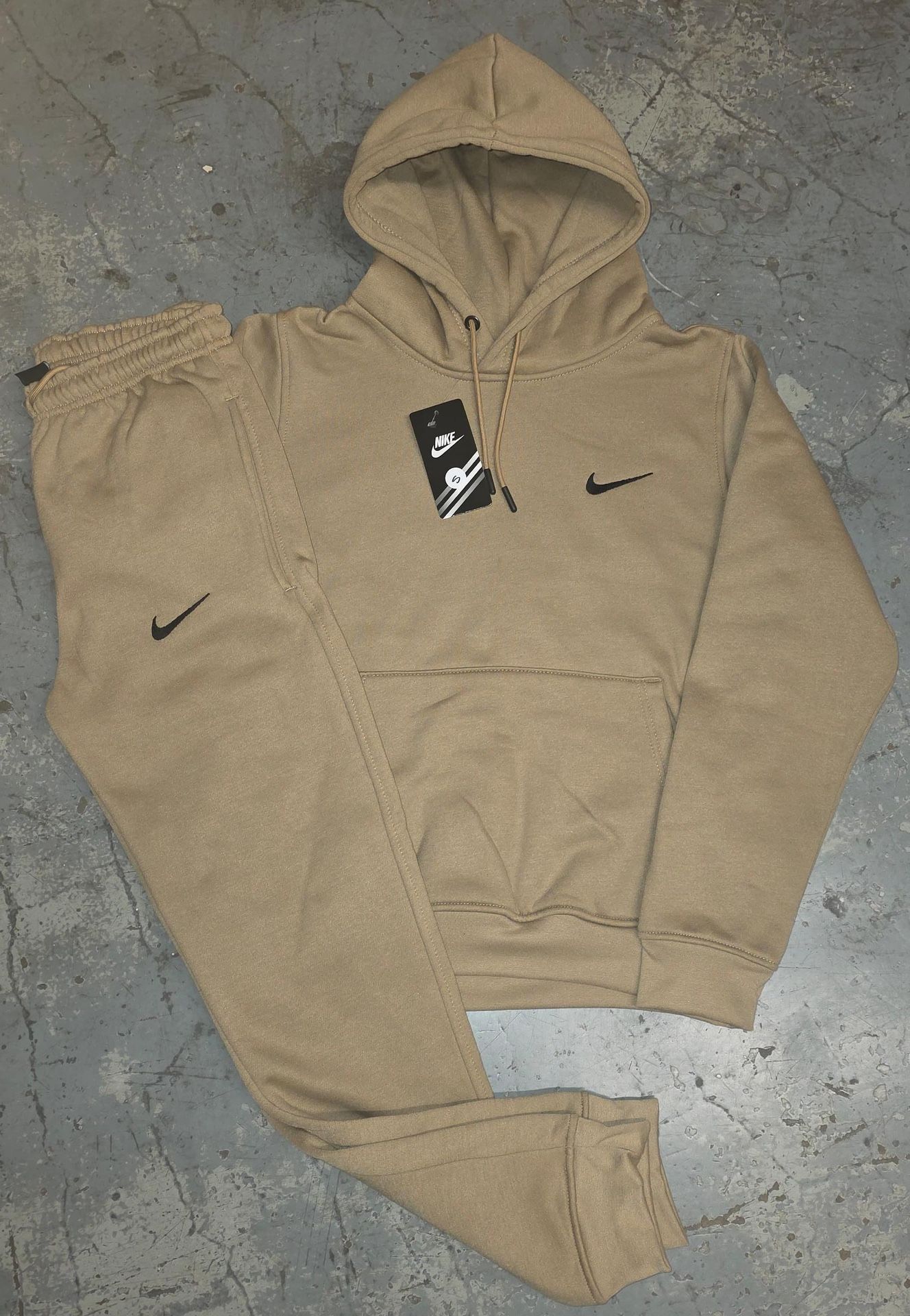 Nike Sweatsuits 