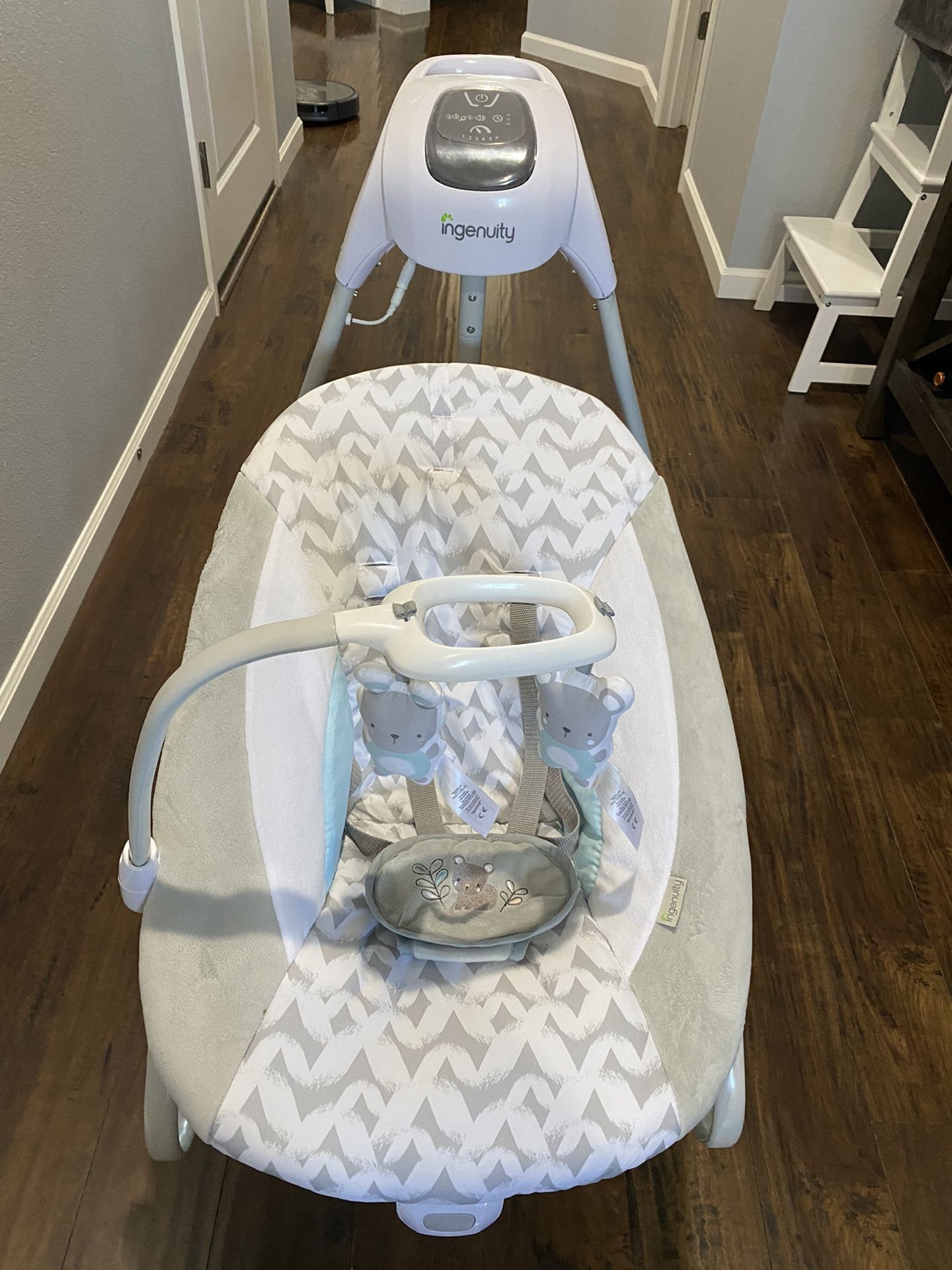 Baby swing & rocker