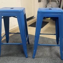 2 Metal Bar Stools
