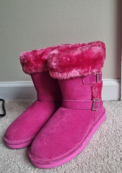 Lamo water-resistant suede boots with faux fur