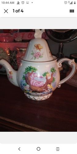 Authentic Disney Alice in Wonderland Teapot