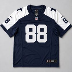 Dallas Cowboys Ceedee Lamb #88 FUSE Jersey