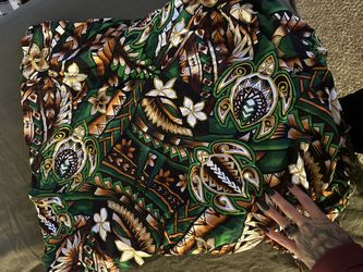 Hawaiian sarong 