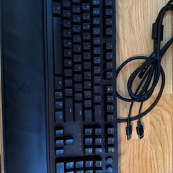Razor Huntsman Elite Keyboard