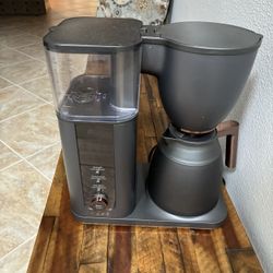 Cafe Specialty Drip Coffee Maker