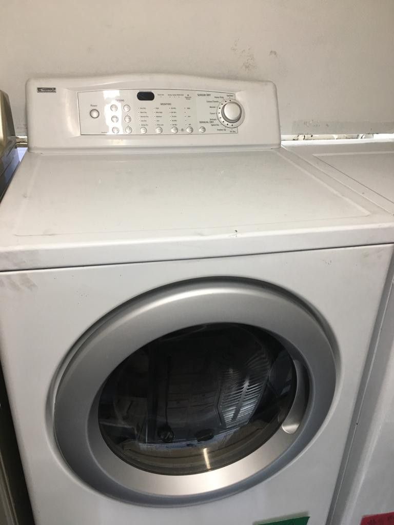 KENMORE SET WASHER AND GAS DRYER FRONT LOAD