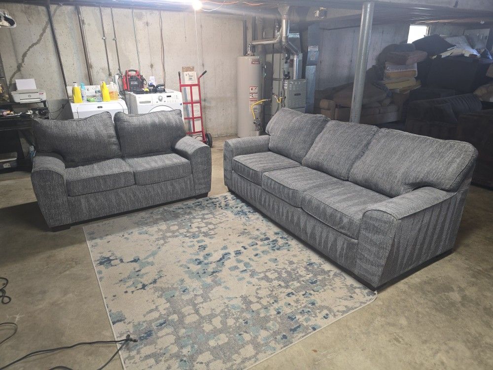 Lane Furnishing Gray Sofa and Loveseat Set
