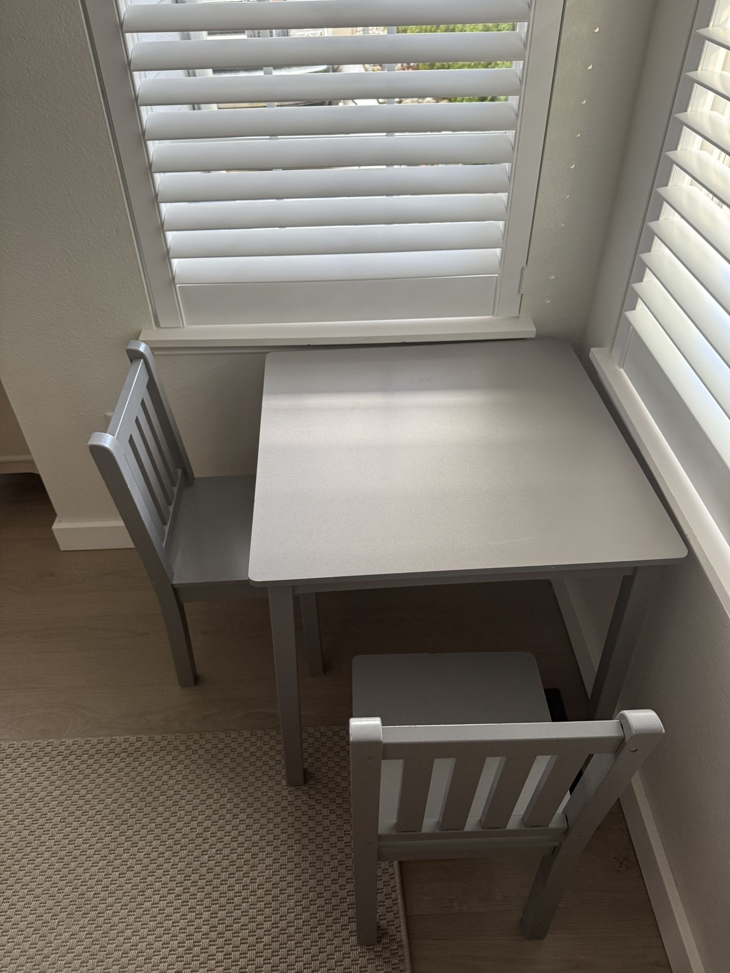 Kids Table And 2 Chair