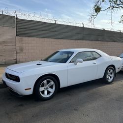 2014 Dodge Challenger Coupe 2D