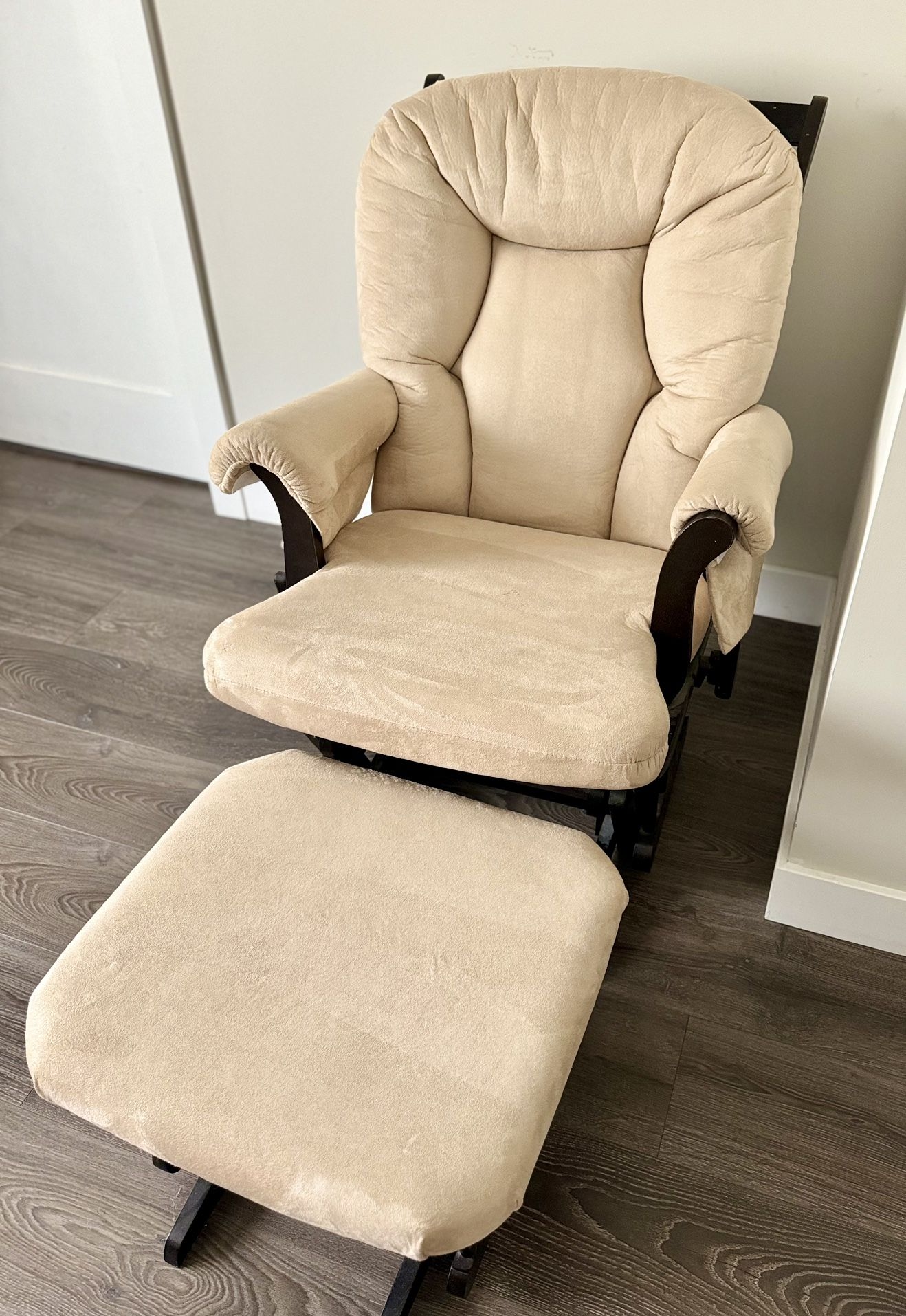 Dutailier Recline Rocking Chair Ottoman