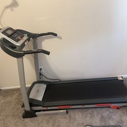 Treadmill – Like New 