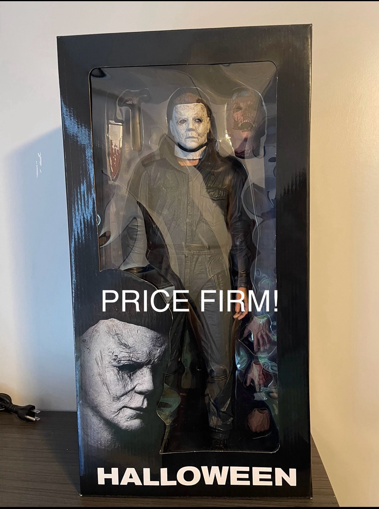 NECA Halloween Michael Myers 1/4 Scale Action Figure