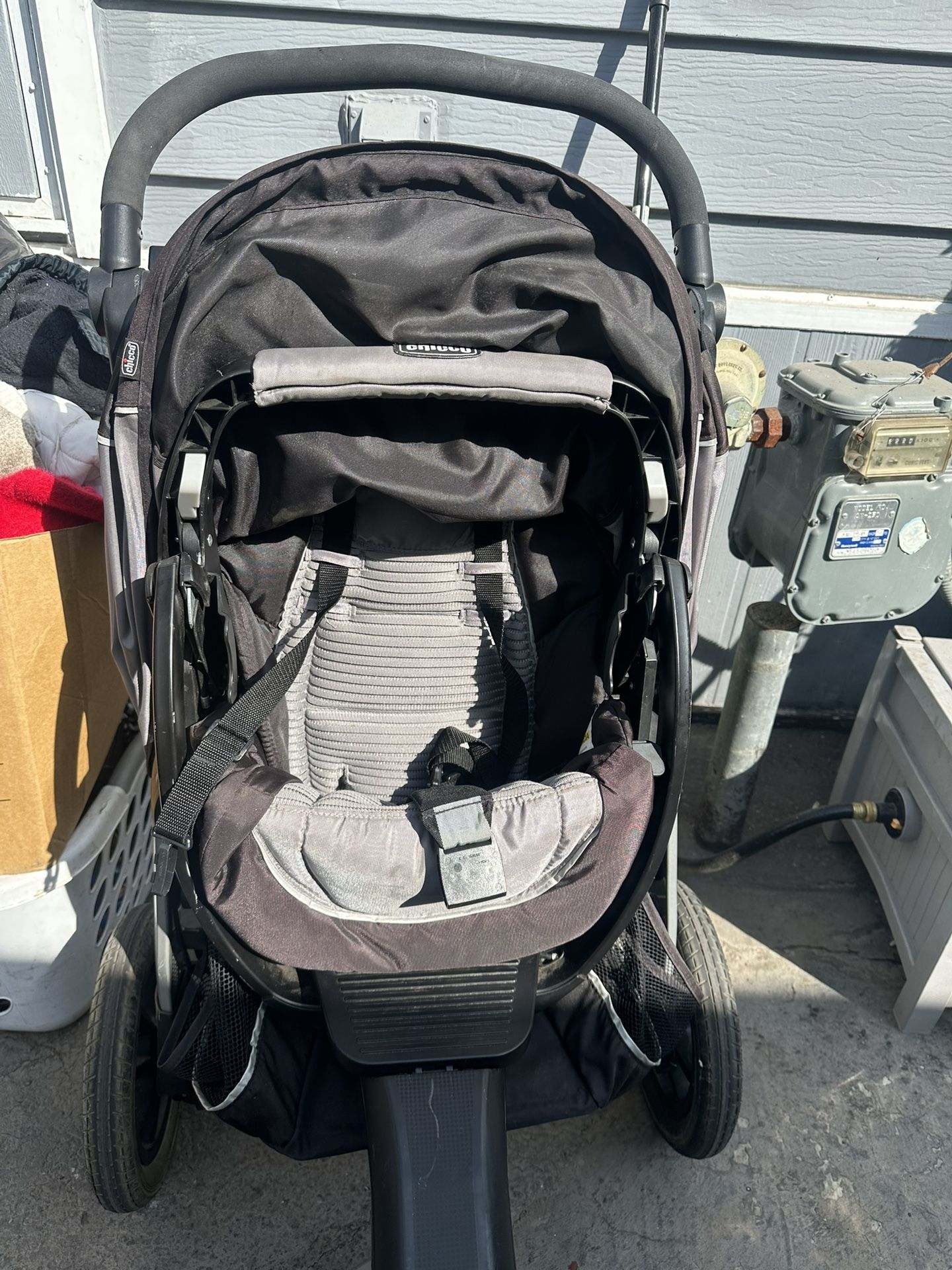 Light Weight Jogging Stroller , Like New, Pick Up Near Tully & Monterey Rd SJ CA 95112