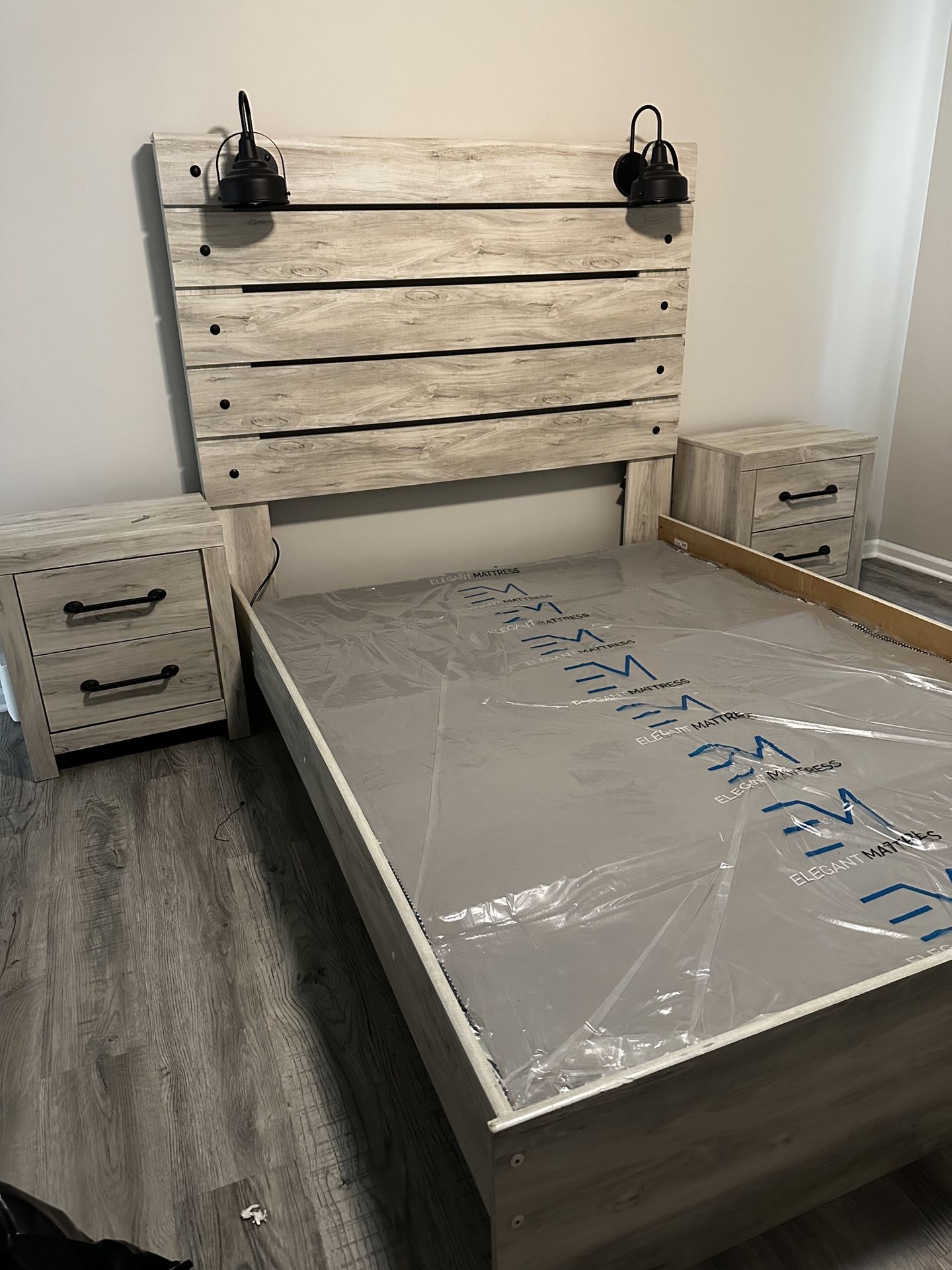 Queen Size Bedroom Set