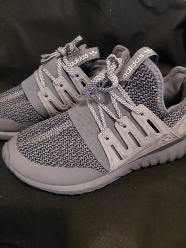 Men Adidas Shoes