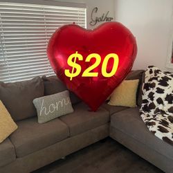 Huge Red Heart Foil balloon Corazón Love