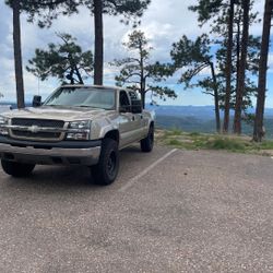 2005 Chevy Silvardo 2500 