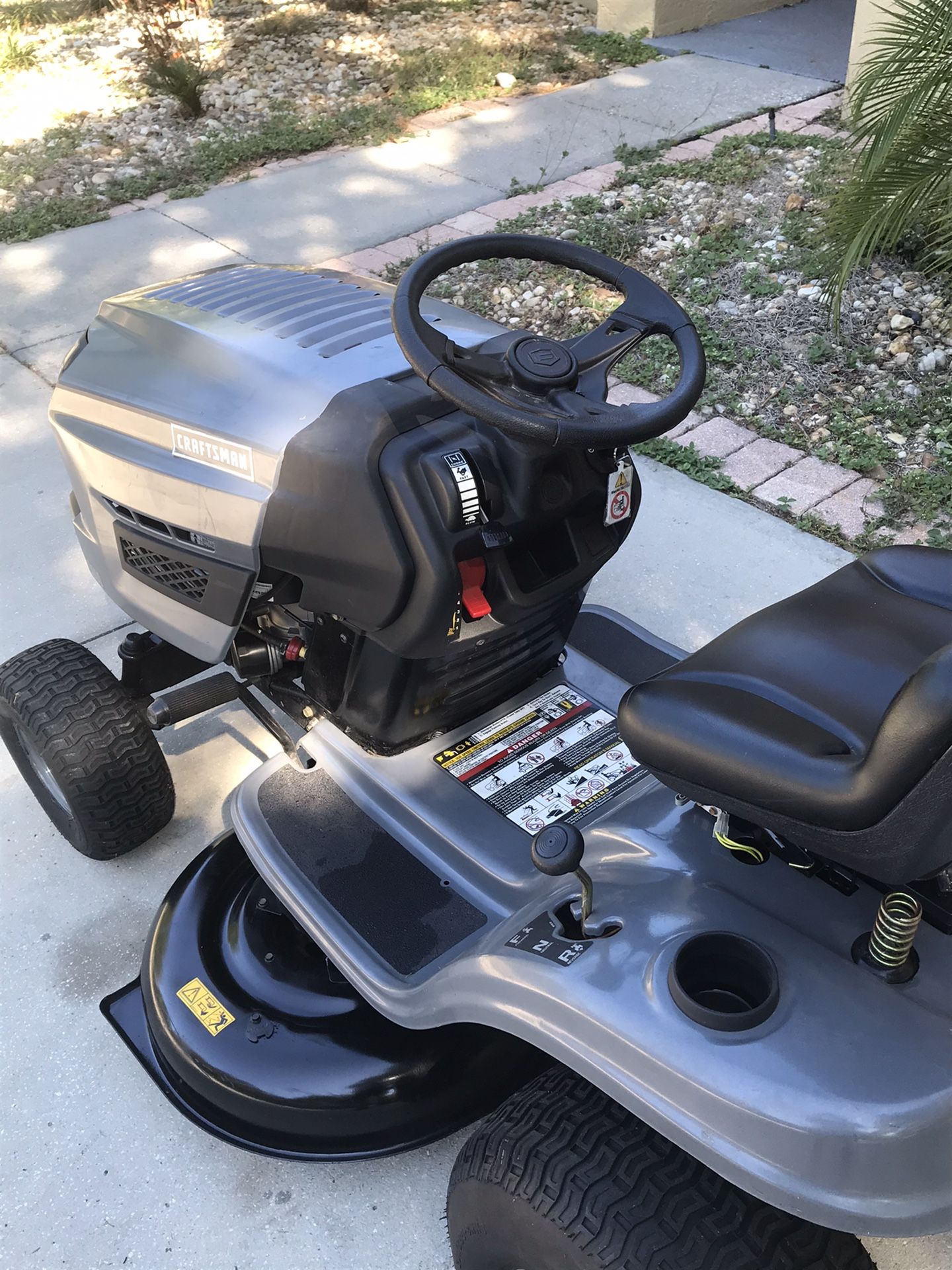 GARAGE KEPT CRAFTSMAN T1000 TRACTOR 42 INCH RIDING LAWN MOWER for Sale