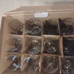 Juejo de 12 Copas Nueva Nunca Usadas 