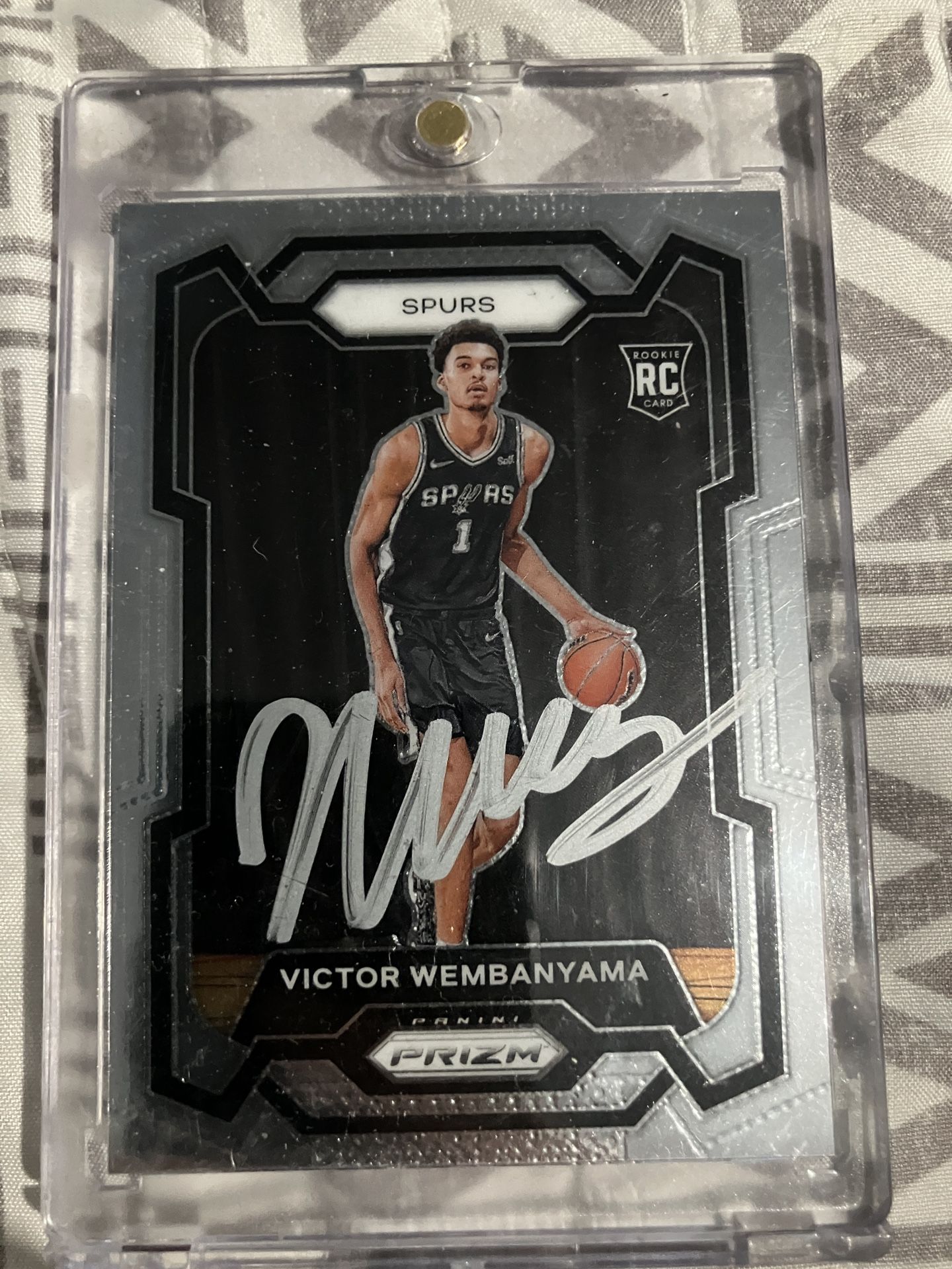 Victor Wembanyama Autographed Rookie Card