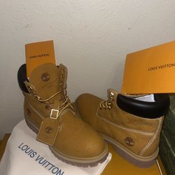 Lv Boots All Sizes