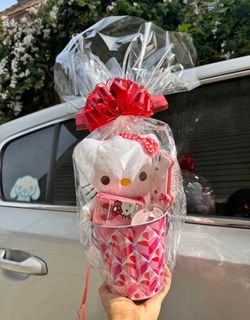 Hello Kitty Gift 