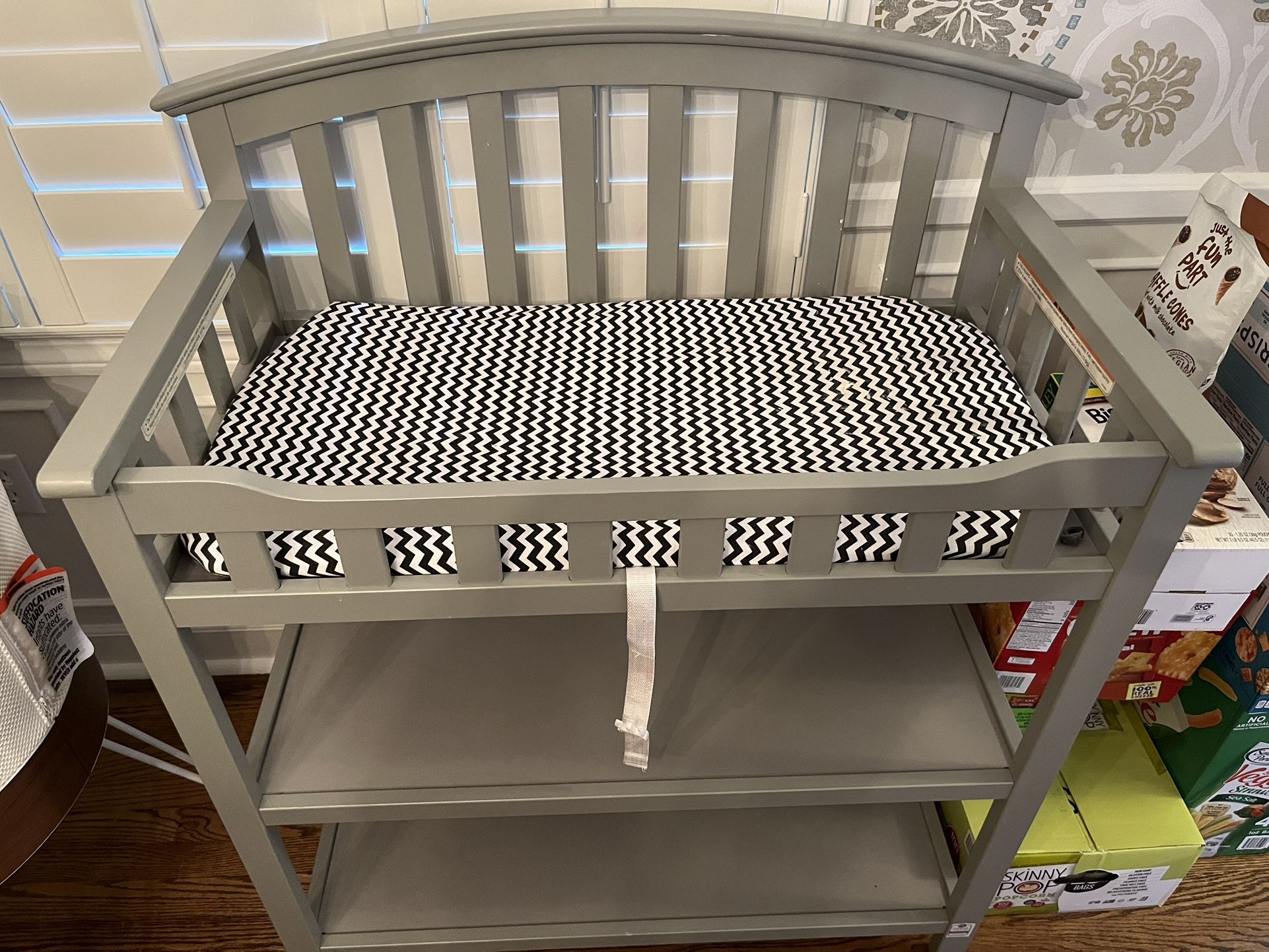 Graco Baby Changing Table