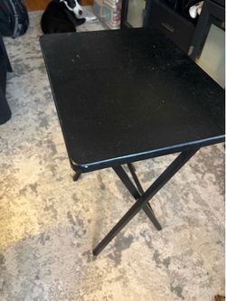 Tv tray table