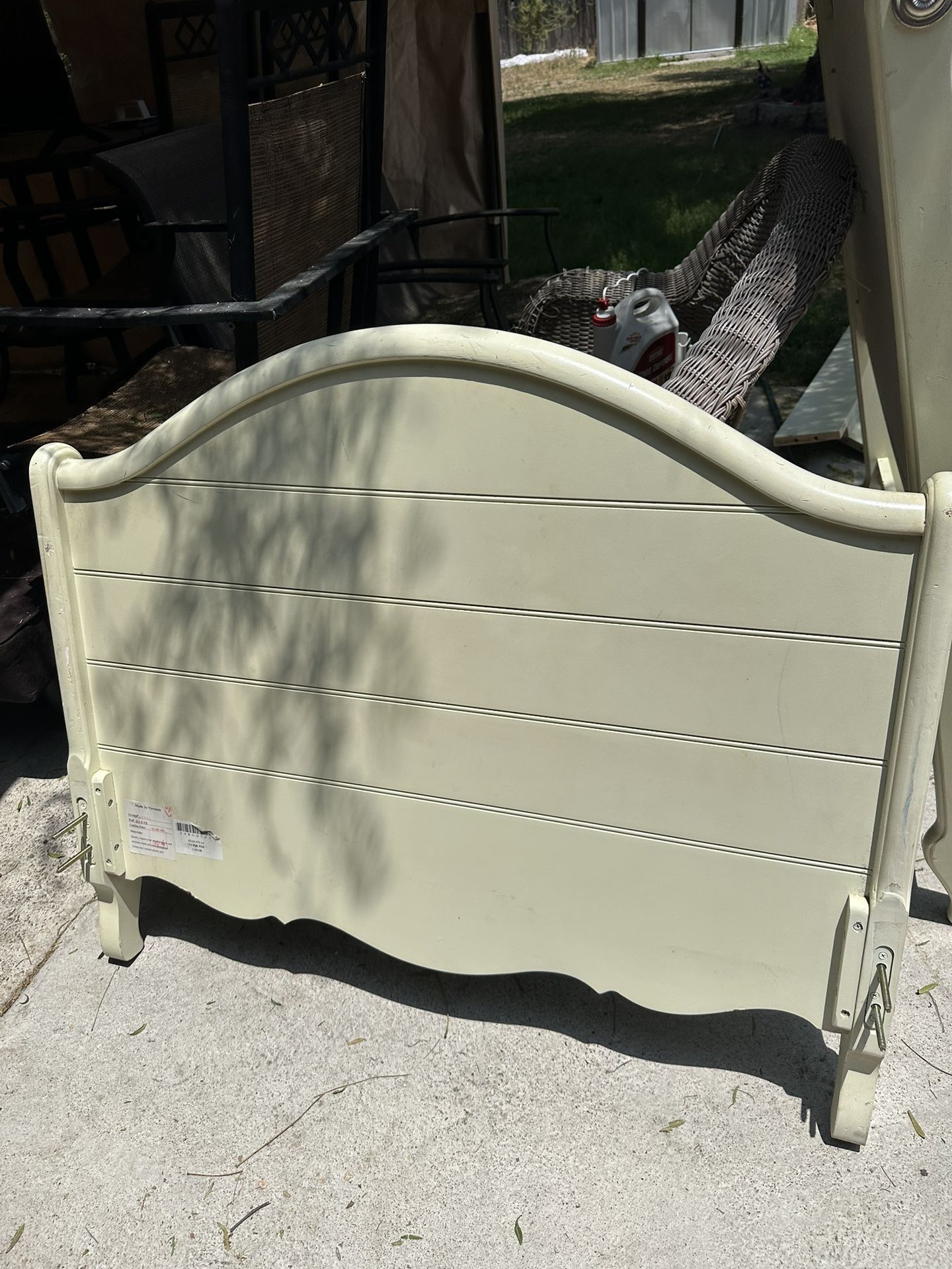 Twin Bed